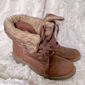 Brown womens boots